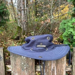 Misty Mountain active hat